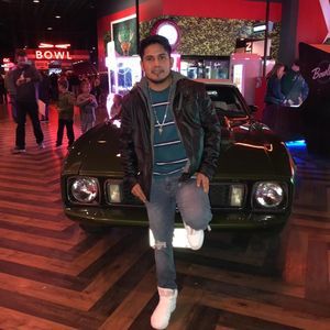 Meet your Posher, Roberto